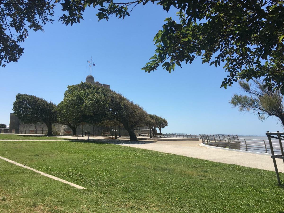 Petit nid à 50m de la plage au coeur de Fouras Exterior foto